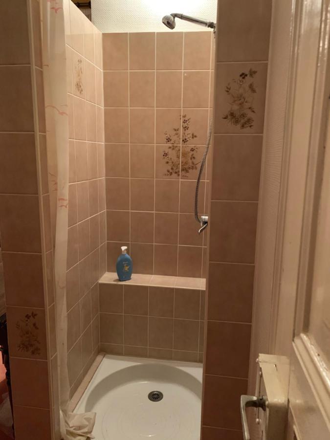 Chambre Arnica Lit 140 Wifi Sdb Partagee Saint-Amarin Esterno foto